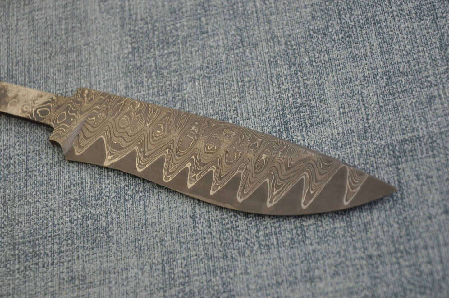 A.Marushin Damaszener Stahl Outdoor Jagdmesser Klinge San Mai Laminat Technik