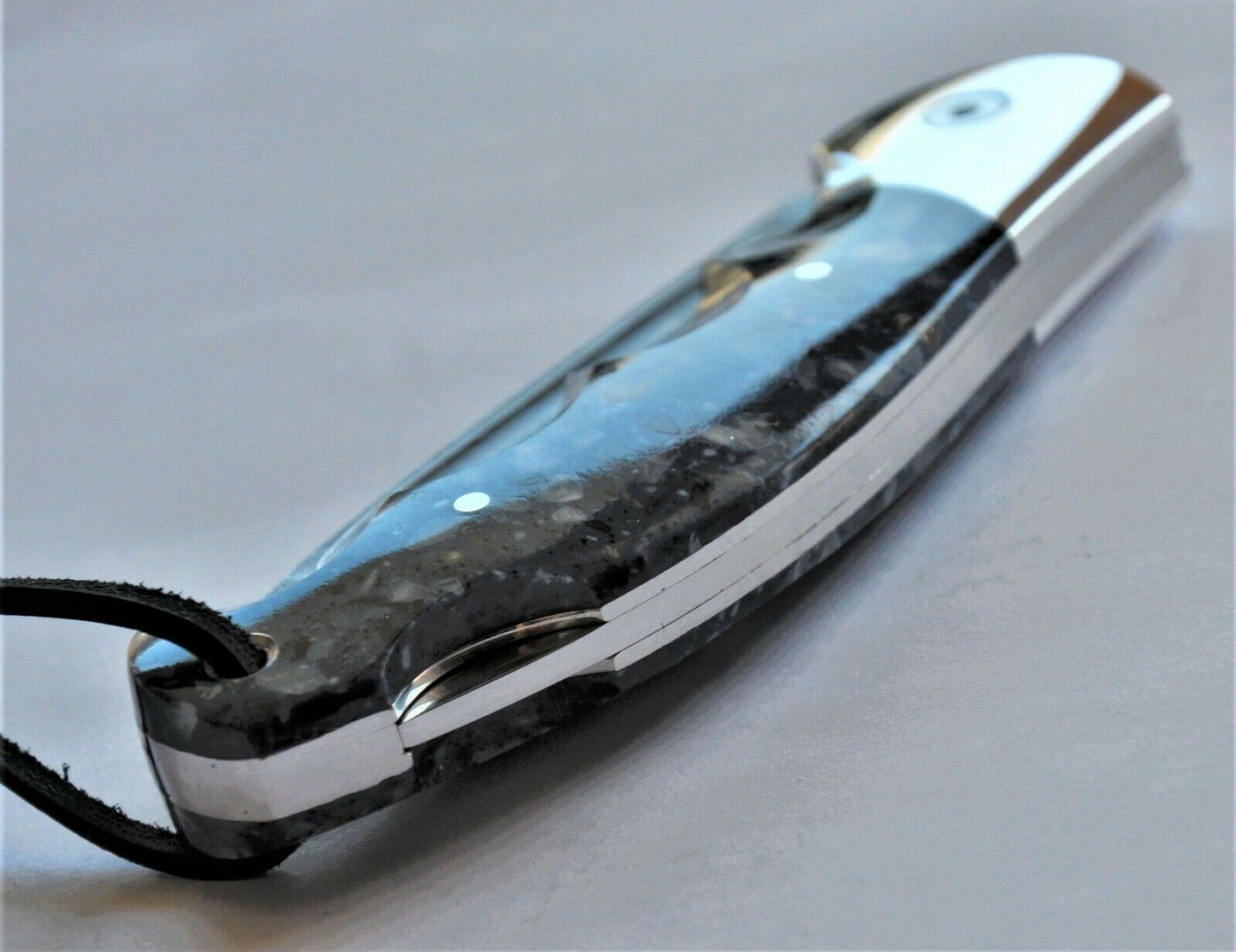Nazarov Knives Russland Damast Stahl Outdoor Klappmesser Handarbeit