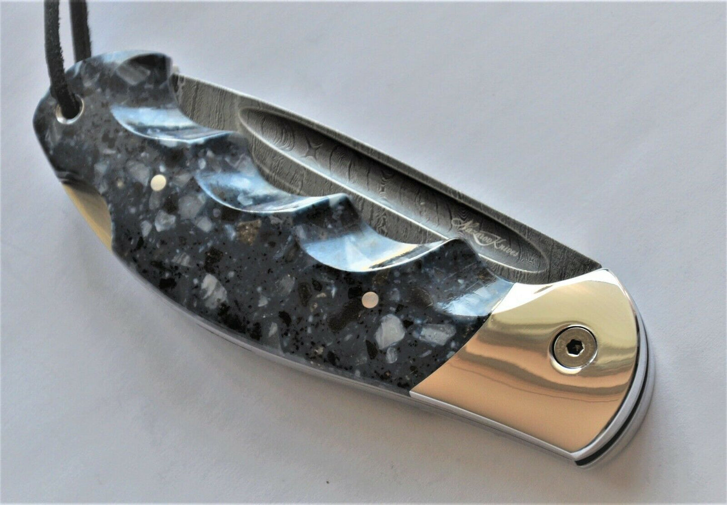 Nazarov Knives Russland Damast Stahl Outdoor Klappmesser Handarbeit