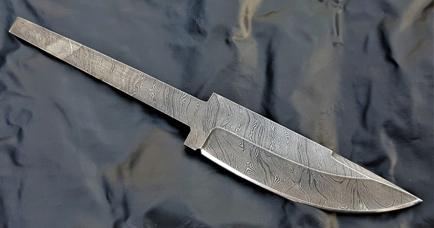 Exklusive Damaszener Stahl Klinge   Nazarov Knives Handarbeit